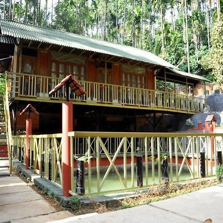 Brook Streak Resort Vaduvanchal 外观 照片